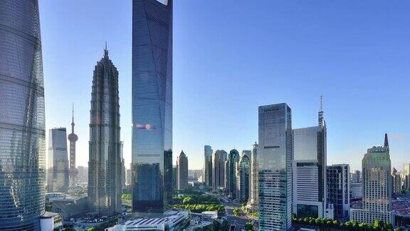 4K:上海陆家嘴金融区日落时光中国