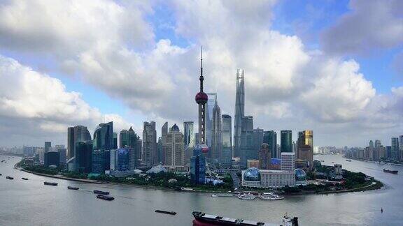 4K:上海全景在一天到日落在台风日中国