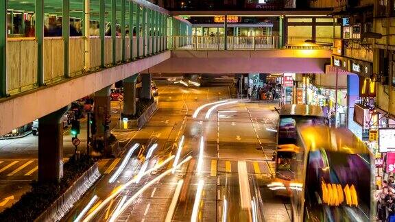 香港孟角的人行横道和交通工具上的交通与行人的时间间隔