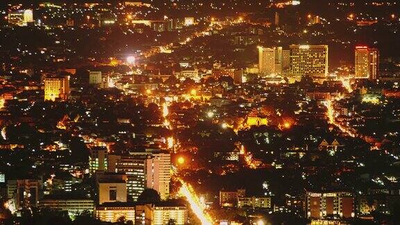 鸟瞰图的清迈城市在Doi素贴观点泰国
