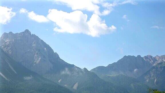 摇摄:Zugspitze阿尔卑斯山阿尔卑斯山山脉景观德国之巅