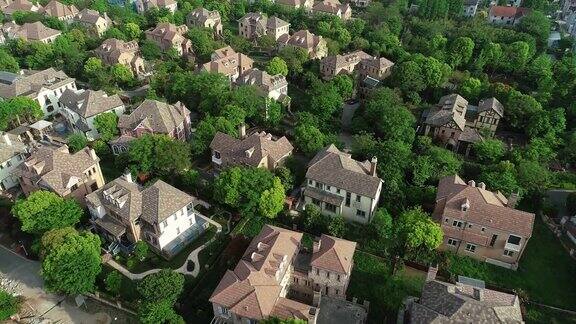 豪华住宅的实时鸟瞰图