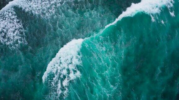 海浪鸟瞰图水蓝色的背景