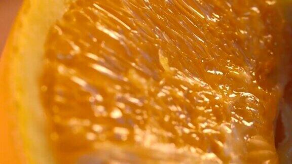 新鲜橙果实多汁的橘子水果近挤橙宏