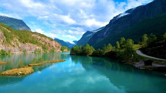 洛瓦内特湖美丽的自然挪威