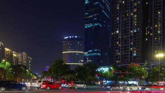 夜景时间照亮了广州市中心繁忙的交通街道时间推移全景4k中国