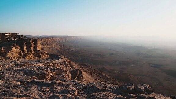 以色列内盖夫沙漠的MakhteshRamon火山口锅4k