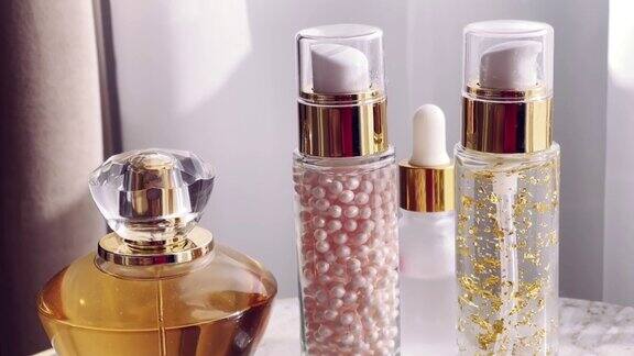 护肤彩妆化妆品、金血清乳液瓶及香水、美容产品