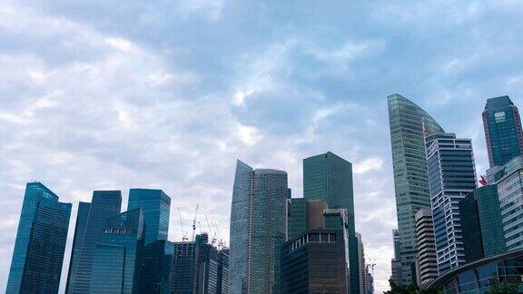 4KTlLA:现代办公室新加坡城市景观的日出