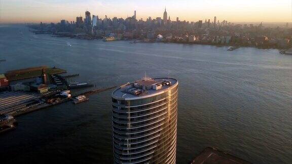 鸟瞰图哈德逊河和曼哈顿中城从新泽西4k