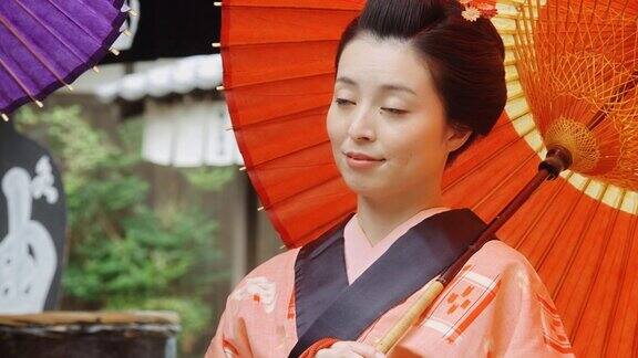 穿着历史服装的日本女人