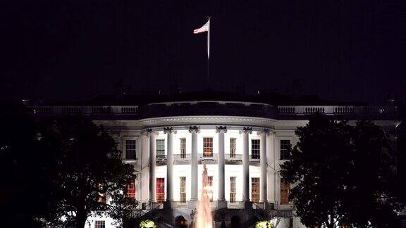 美国哥伦比亚特区华盛顿白宫的夜景建筑