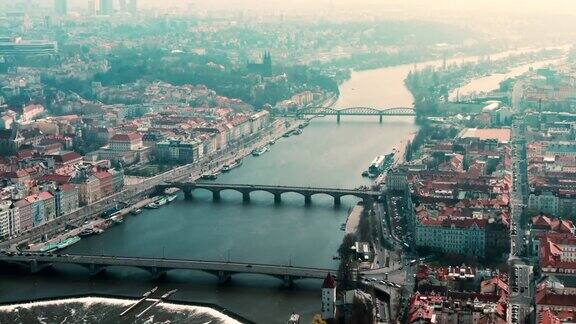 布拉格大桥鸟瞰图