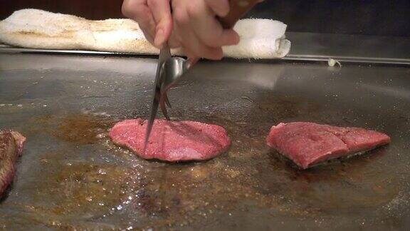 慢动作烹饪神户和牛烧烤烧肉