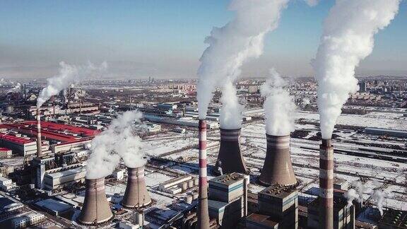 鸟瞰图的钢铁厂工业在冬季