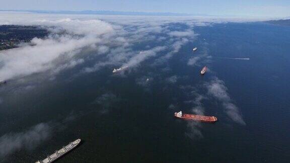 货船在英吉利湾温哥华BC加拿大鸟瞰图
