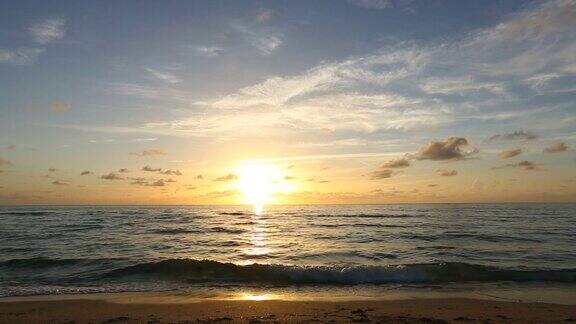 海滩上的日出