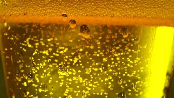 啤酒泡沫和泡沫