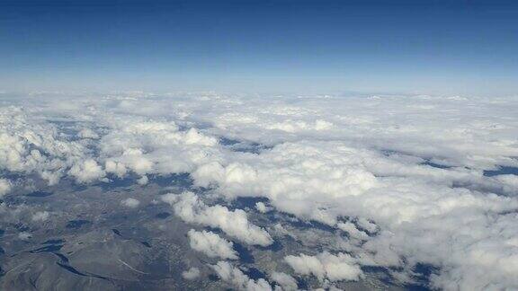 云层下的挪威鸟瞰图