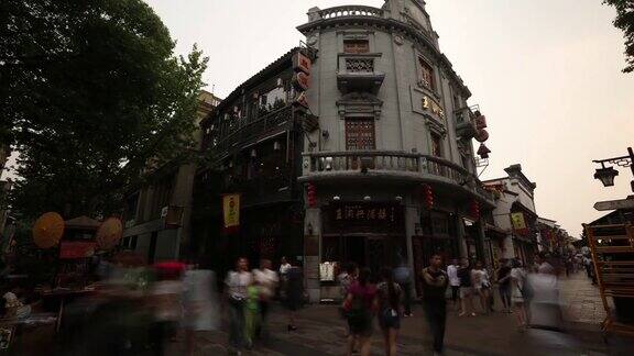 杭州河坊街拥挤街夜市时光流逝