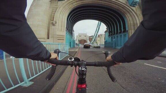 POV自行车骑行:在伦敦用公路赛车通勤