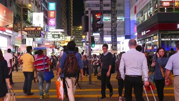 香港城市里挤满了人