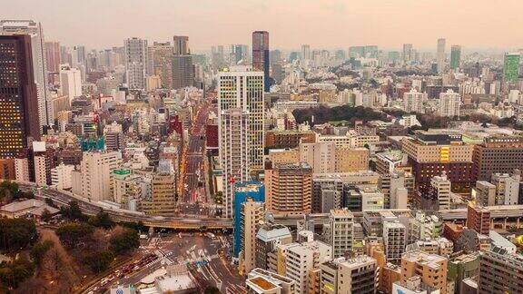 繁忙的十字路口和城市东京日本