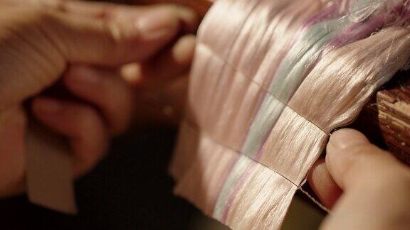  传统织造艺术手工编织技术展示特写