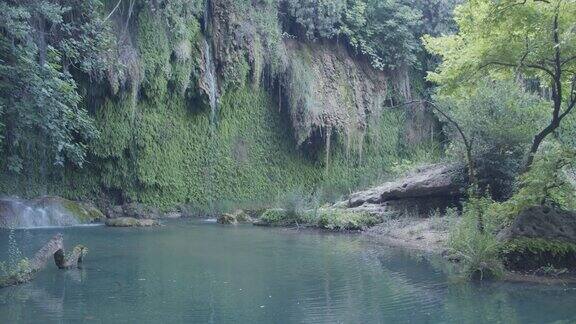 土耳其安塔利亚美丽的Kursunlu瀑布和自然公园