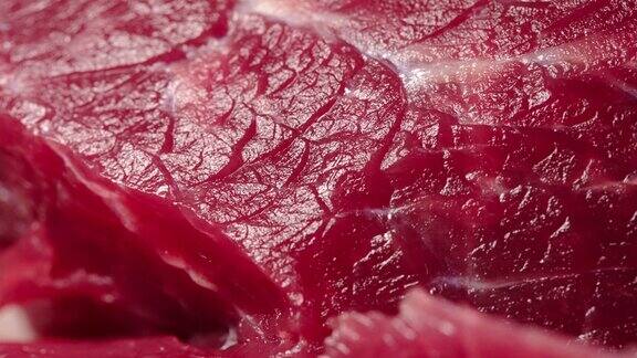 4K视频 新鲜牛肉纹理特写：高清肉质展示