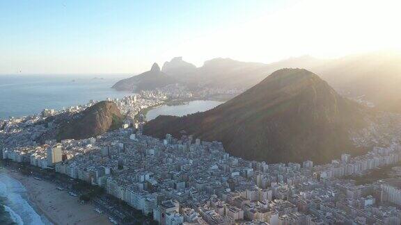 鸟瞰图科帕卡巴纳海滩在里约热内卢deJaneiro