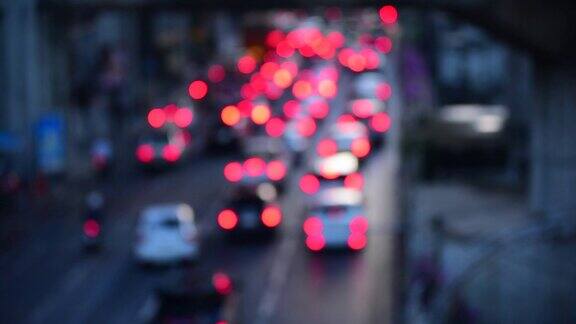 虚景抽象模糊背景喜庆交通黄橙绿红灯汽车在道路上闪闪发光的圆形动画运动3D背景与闪烁的明亮形状闪烁的灯光在现代城市