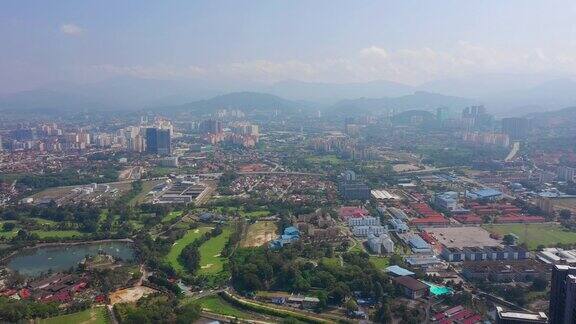 晴朗的一天吉隆坡市中心著名的公园空中全景4k马来西亚