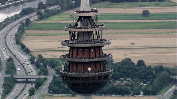 通信桅杆-鸟瞰图-巴伐利亚中弗兰科尼亚纽伦堡直升机拍摄空中视频电影建立拍摄德国