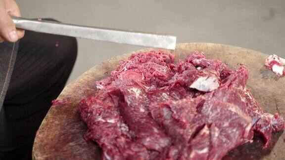 4K视频 肉食加工：牛肉切割技艺展示