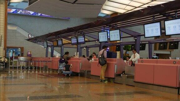 旅客在樟宜机场离港站