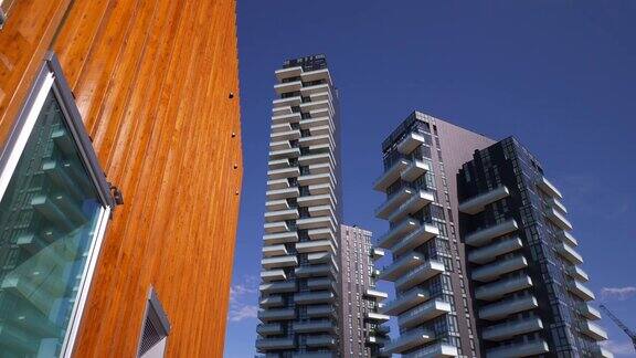 米兰城市晴天著名的市中心生活建筑慢镜头全景4k意大利