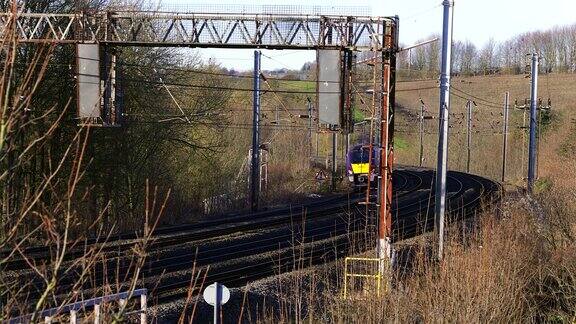 英国的通勤列车和铁路基础设施
