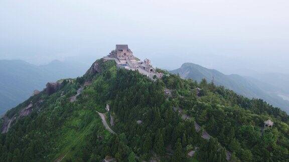 中国五大名山之一的南岳衡山位于湖南省长沙市