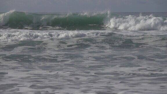 汹涌的海浪