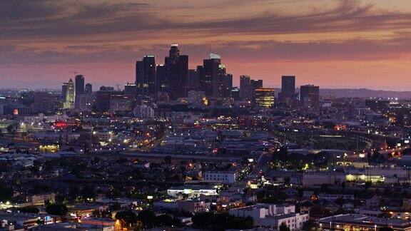 洛杉矶市中心黄昏-无人机拍摄