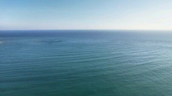 蓝色海洋大海沙滩海浪航拍