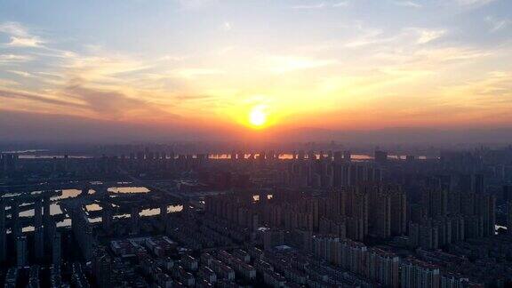 夜幕降临下的南昌城象湖朝阳片区