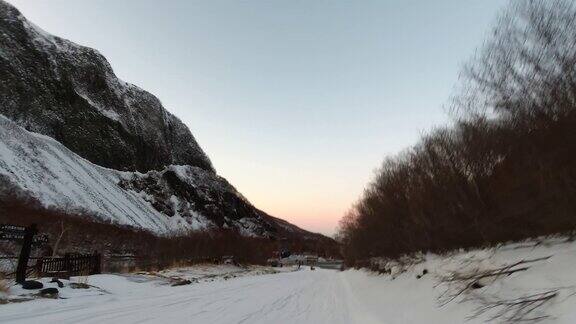 雪地摩托