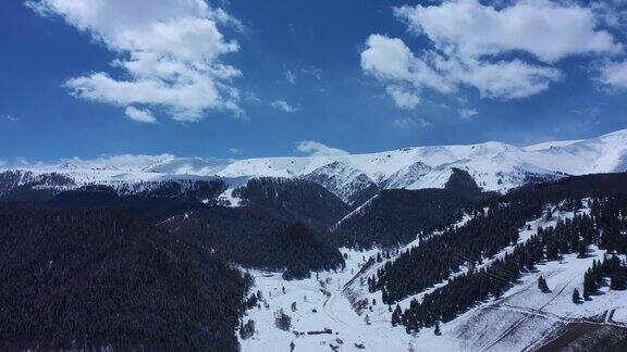 天山雪山航拍3