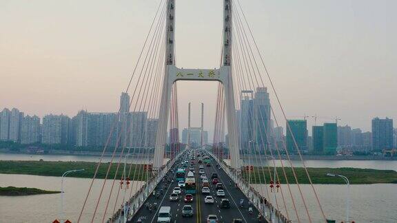 南昌朝阳大桥的交通