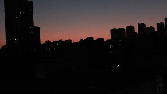 夕阳下的城市