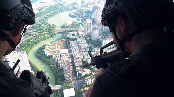 直升机高空航拍特警直升机直升机空中巡逻特警直升机执勤南宁直升机航拍南宁城市上空直升机