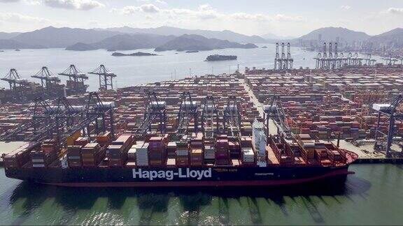 活力港口：空中俯瞰盐田港码头风景「单镜」