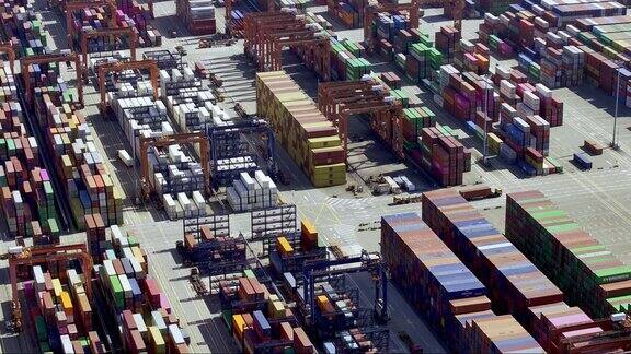 航拍货车运输集装箱繁忙景象港口集装箱运输